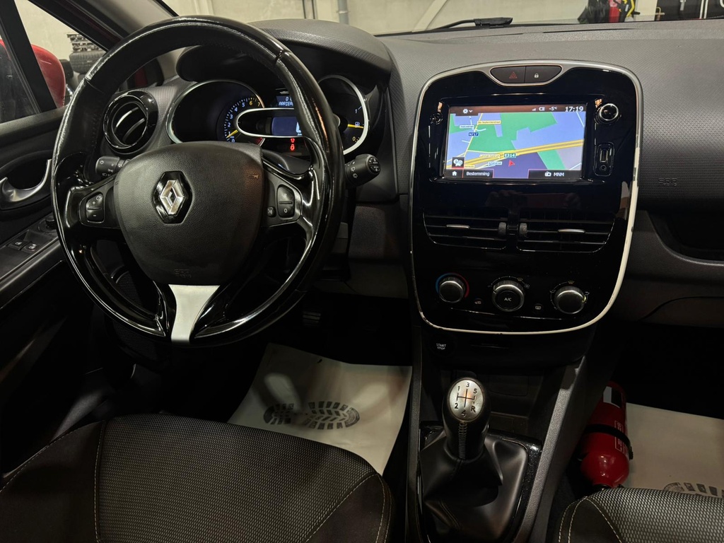 WhatsApp Image 2025-12-03 at 17.53.20 (8).jpeg