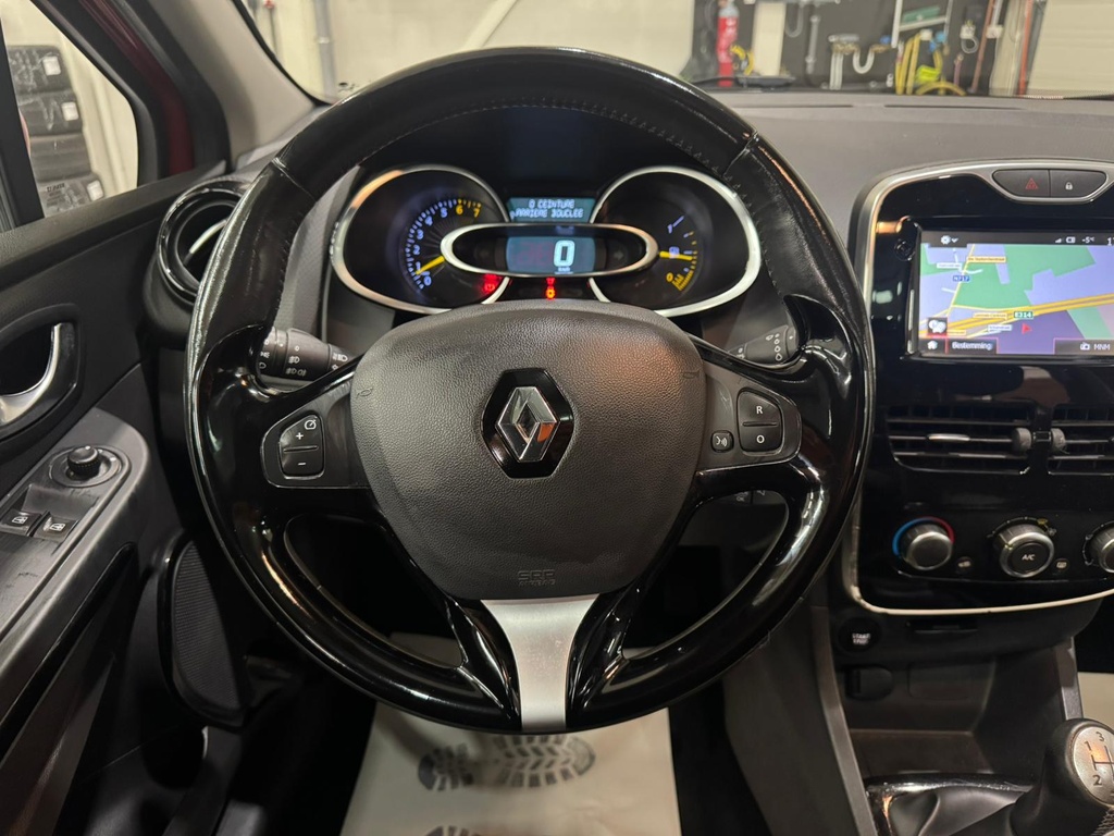 WhatsApp Image 2025-12-03 at 17.53.20 (9).jpeg