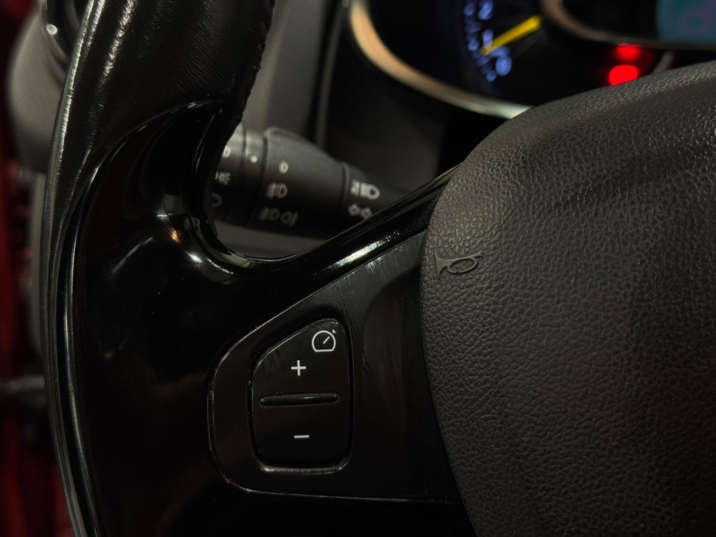 WhatsApp Image 2025-12-03 at 17.53.21 (4).jpeg