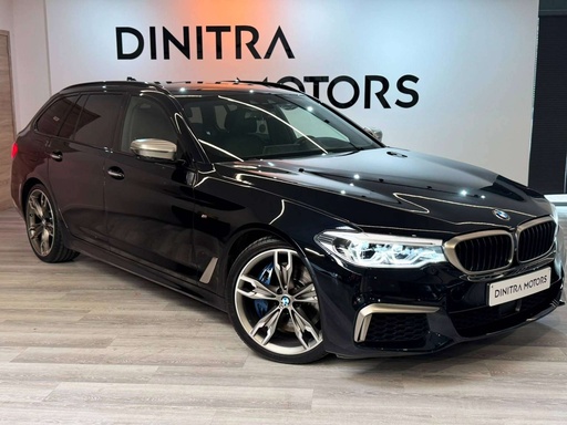 BMW M550 xDrive Lichte Vracht - Carplay/ACC/LED/Harman/360 Camera